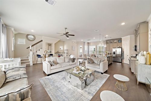 2009 Royal Landing Dr, Houston, TX, 77045-2109 | Card Image