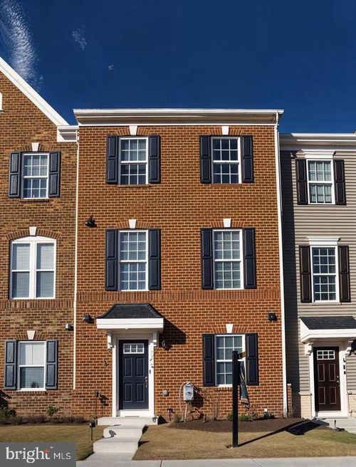 19439 Spokan Sq, LEESBURG, VA, 20175-5467 | Card Image