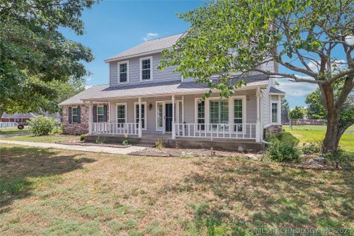 10423 Ashford Circle, Owasso, OK, 74055 | Card Image