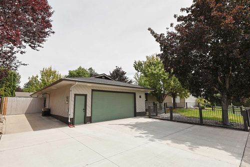 790 Academic Dr, Twin Falls, ID, 83301-3806 | Card Image