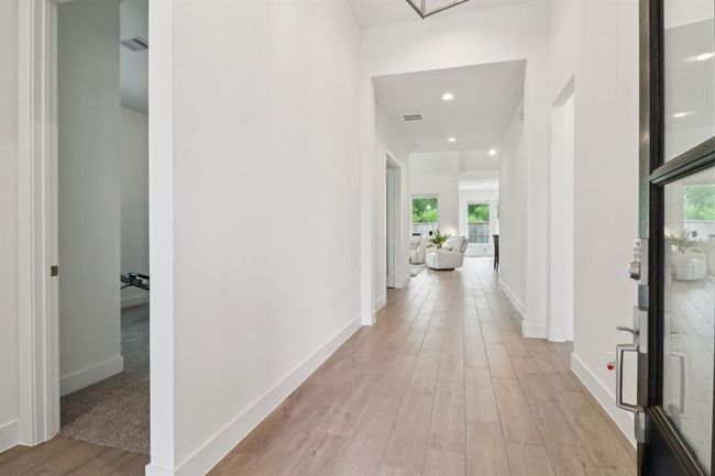 16007 Ruby Laurel Ct, House other with 4 bedrooms, 4 bathrooms and 3 parking in Conroe TX | Image 6