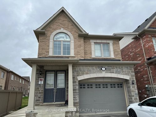upper-3 Bushwood Trail, Brampton, ON, L7A5J7 | Card Image