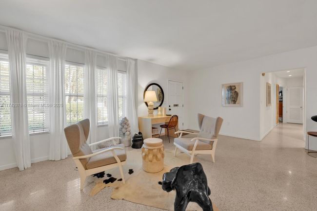 700 Ne 155 Th St, House other with 3 bedrooms, 2 bathrooms and null parking in Miami FL | Image 4