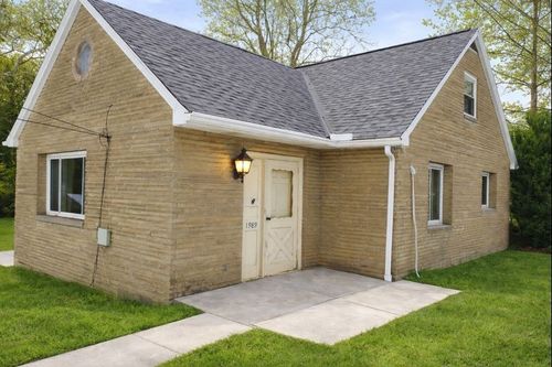 1989 Henderson Ave, Washington, PA, 15301-8812 | Card Image