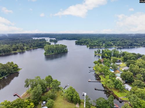 150 Harbors End Dr, Saluda, SC, 29138-8623 | Card Image