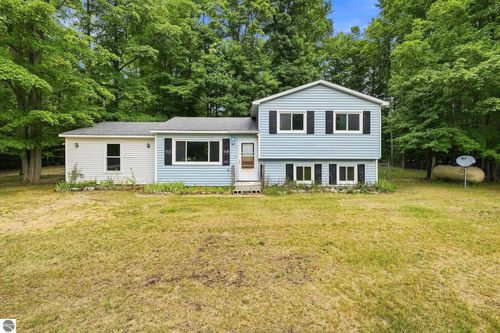 4893 Benjamin Donald Drive, Kingsley, MI, 49649 | Card Image