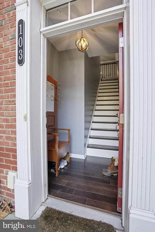 unit-103-43031 Foxtrail Woods Ter, Ashburn, VA, 20148-8118 | Card Image