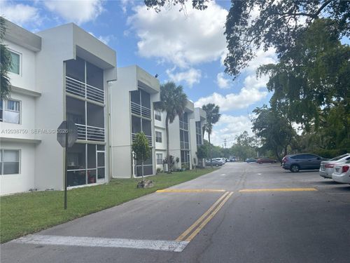 202-4235 N University Dr, Sunrise, FL, 33351-6238 | Card Image
