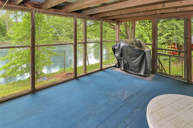 Screened in Porch | Image 12