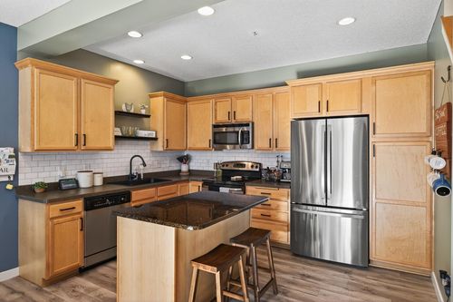 unit-e-2429 121st Cir Ne, Blaine, MN, 55449-5588 | Card Image