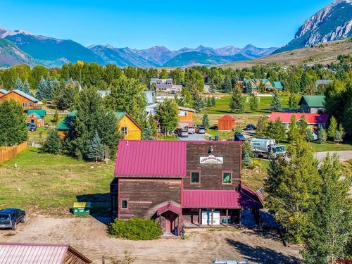 81 Gillaspey Ave, Crested Butte, CO, 81224-9617 | Card Image