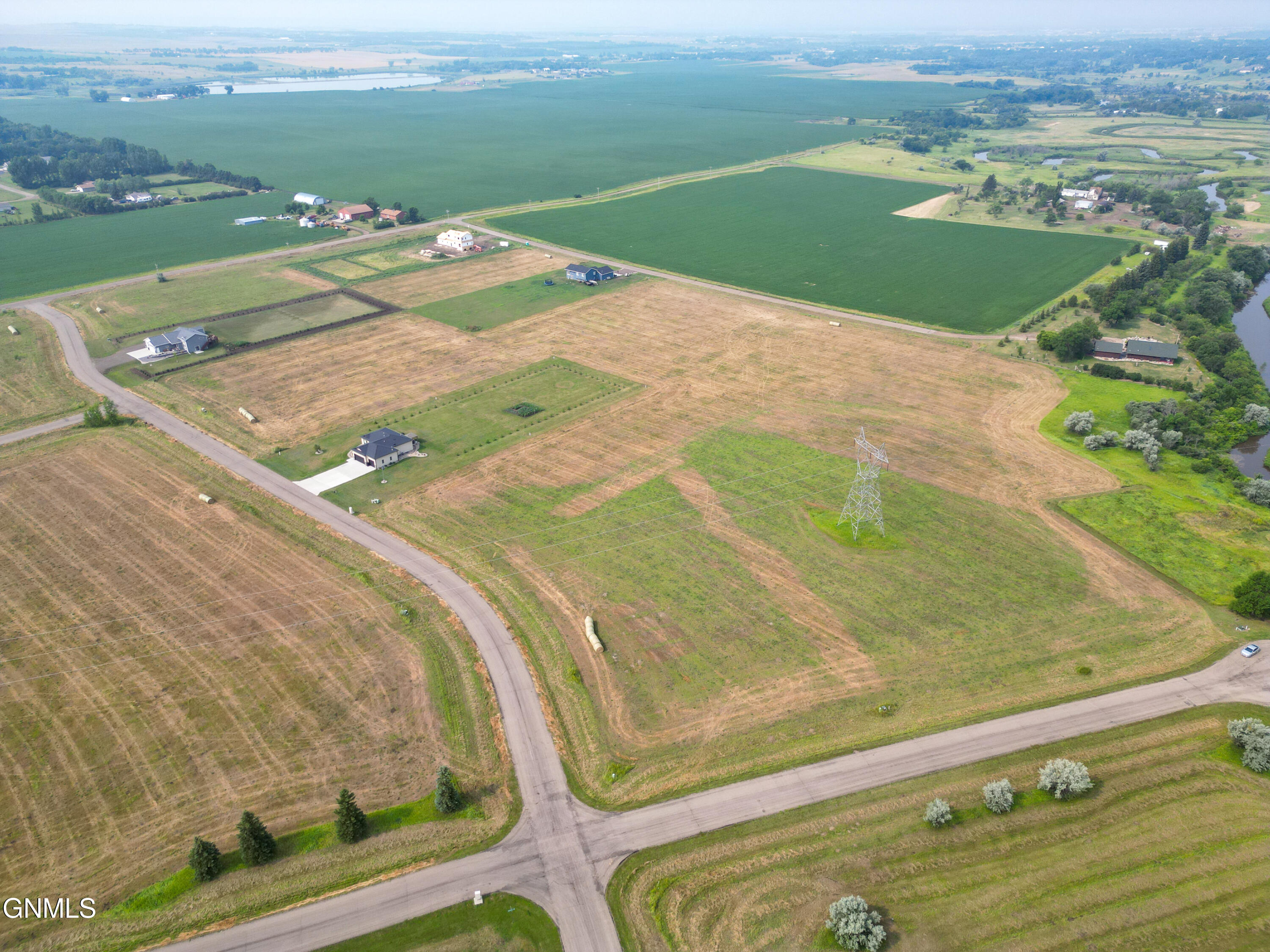 Land in Menoken 4