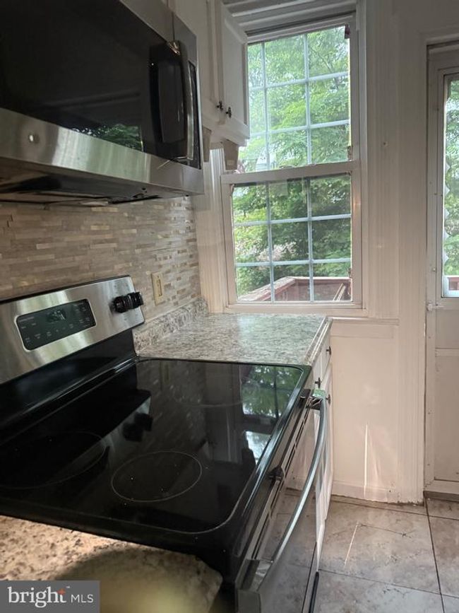 92 Springton Rd, Townhouse with 3 bedrooms, 2 bathrooms and null parking in UPPER DARBY PA | Image 10