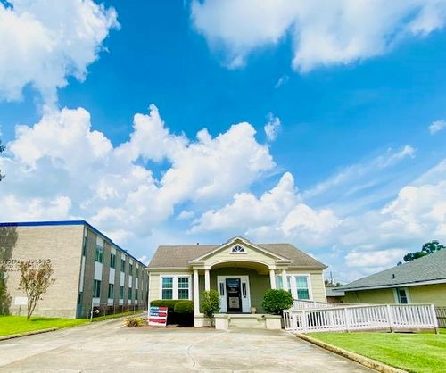 906 Canal Blvd, Thibodaux, LA, 70301-4506 | Card Image