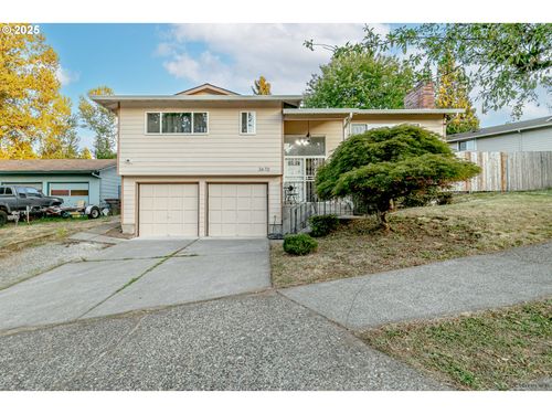 3670 Se El Camino Dr, Gresham, OR, 97080-1720 | Card Image
