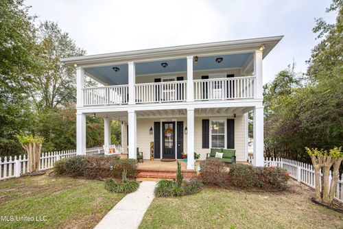 13076 Pine Vly, Biloxi, MS, 39532-3716 | Card Image