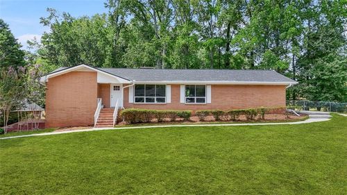 324 Plantation Cir, Fayetteville, GA, 30214-5407 | Card Image