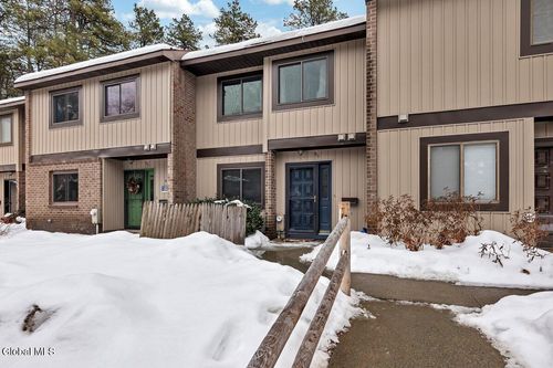 95 Ridgewood Ter, Albany, NY, 12203-5305 | Card Image