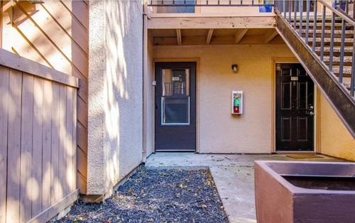 1020-8110 Skillman St, Dallas, TX, 75231-2838 | Card Image