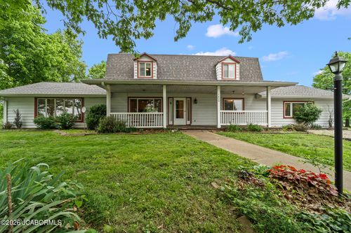 1429 Osage Bend Rd, Jefferson City, MO, 65101-8464 | Card Image