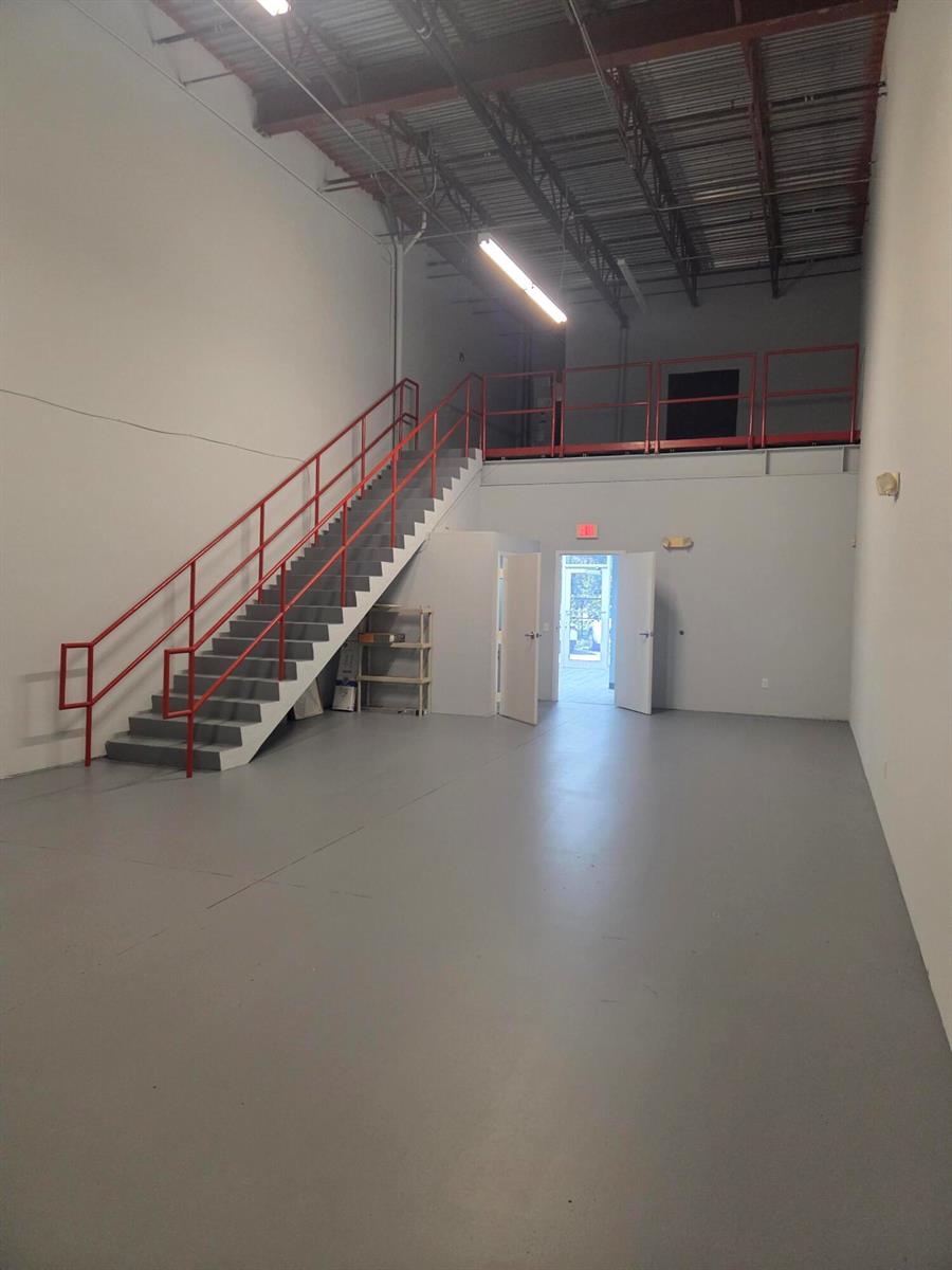 Commercial Sale in West Palm Beach 3