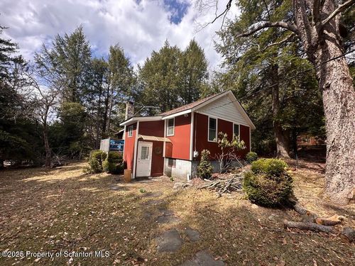 9805 Bear Creek Blvd, Bear Creek Township, PA, 18702-9439 | Card Image