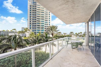 510 - 100 S Pointe Dr, Condo with 3 bedrooms, 3 bathrooms and null parking in Miami Beach FL | Image 2