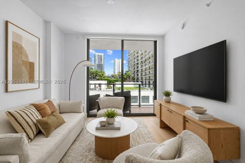 710-90 Ne 32nd St, Miami, FL, 33137 | Card Image