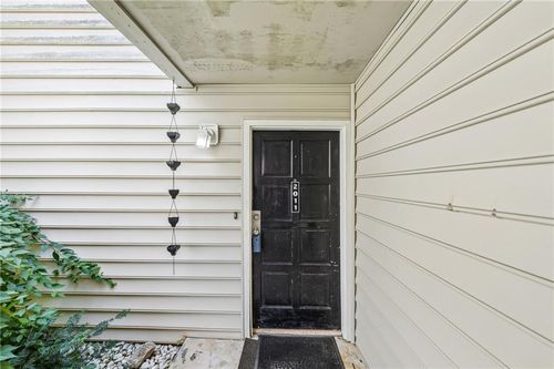 2011 Oak Park Ln, Decatur, GA, 30032-5961 | Card Image