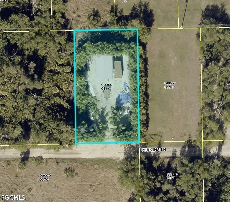 Land in St James City 4