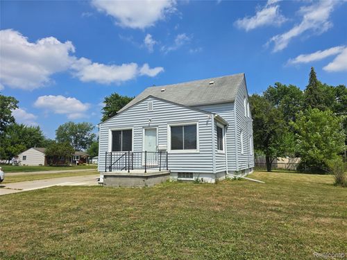 6152 Henry Ruff Rd, Garden City, MI, 48135-1966 | Card Image