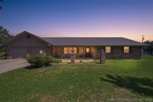 401 E 500, Pryor, OK, 74361 | Card Image