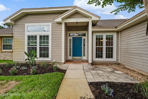 1803 Oakbreeze Ct, Jacksonville Beach, FL, 32250-2527 | Card Image