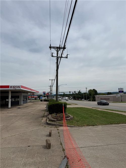 603 W Trimble Ave, Berryville, AR, 72616-3120 | Card Image