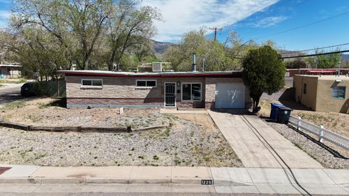 1226 Christine St Ne, Albuquerque, NM, 87112-5420 | Card Image