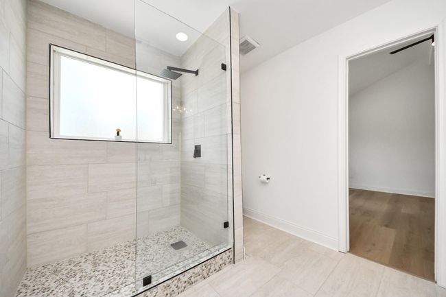 Primary room bathroom | Image 38