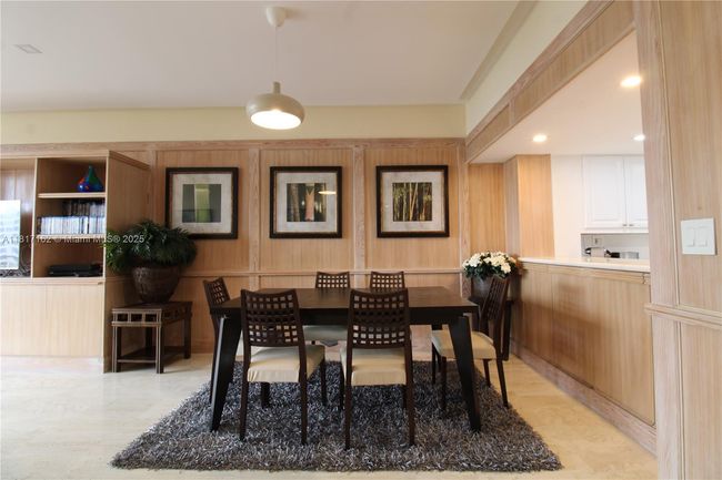 APT-702 - 151 Crandon Blvd, Condo with 2 bedrooms, 2 bathrooms and null parking in Key Biscayne FL | Image 9