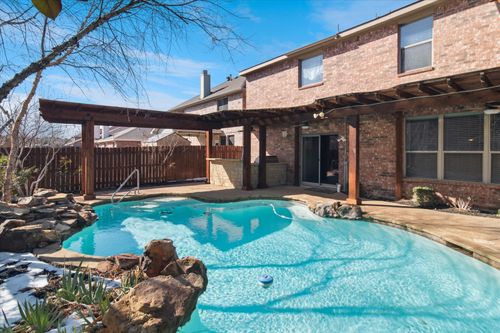 616 Bushdale Dr, Arlington, TX, 76002-3074 | Card Image