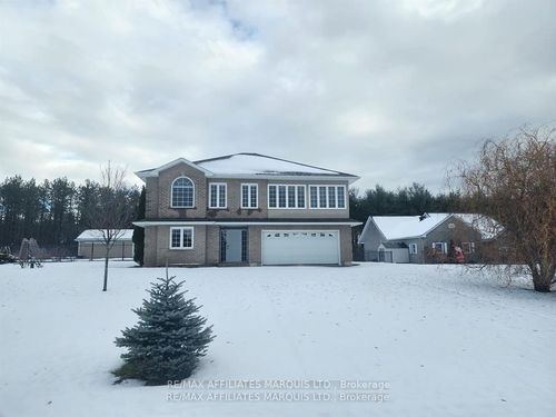 6547 Sapphire Dr, Cornwall, ON, K6H7J1 | Card Image