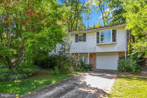 7904 Manor Drive, HARRISBURG, PA, 17112 | Card Image
