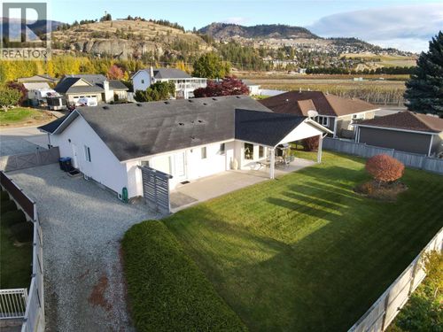 1693 Newport Rd, West Kelowna, BC, V4T1X1 | Card Image