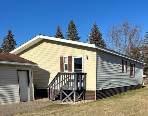 109 Kari Ln, Brainerd, MN, 56401-4471 | Card Image