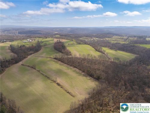 151 Sunrise Blvd, Mount Bethel, PA, 18343 | Card Image