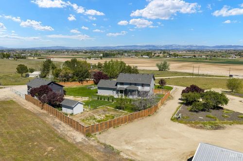 7657 Track Rd, Nampa, ID, 83686-9420 | Card Image