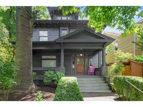 1534 Se Taylor St, Portland, OR, 97214-2654 | Card Image