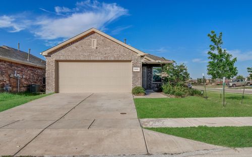2802 Highgarden Trl, Crandall, TX, 75114-0076 | Card Image