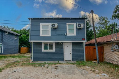 2-3307 Broadway St, Houston, TX, 77017-2213 | Card Image