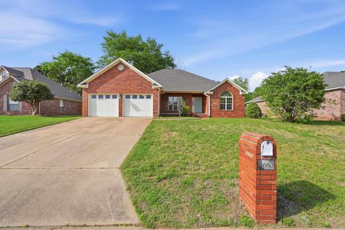 3660 Irby Dr, Conway, AR, 72034 | Card Image