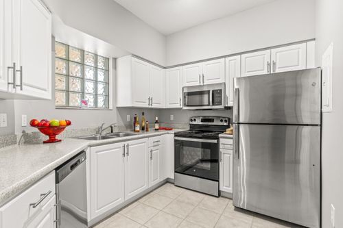 207-1951 Brandywine Rd, West Palm Beach, FL, 33409-6801 | Card Image