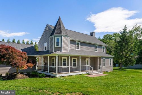 565 Hulmeville Rd, LANGHORNE, PA, 19047-2716 | Card Image